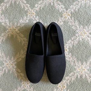 Eileen Fisher Black Flats size 91/2